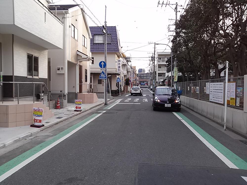 Local photos, including front road. Local (12 May 2013) Shooting