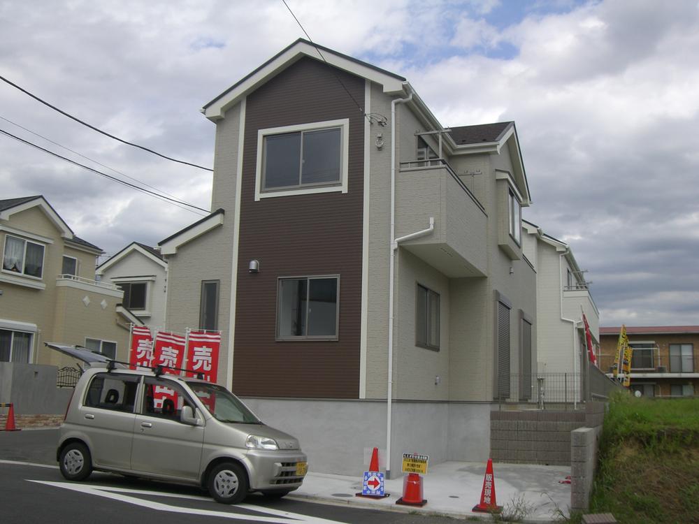 Same specifications photos (appearance). ( Building) same specification