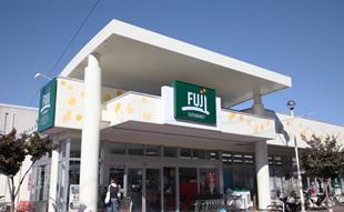 Supermarket. Fuji 405m until Baba shop
