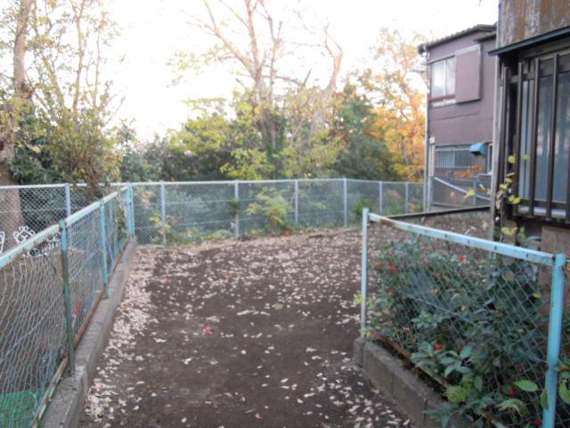 Local appearance photo. Local (12 May 2013) Shooting