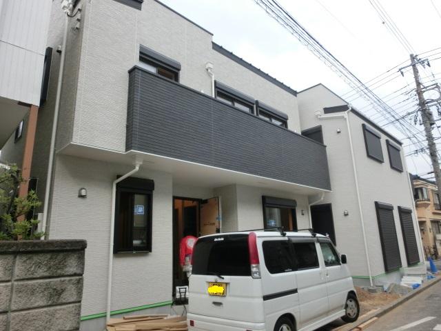 Local appearance photo