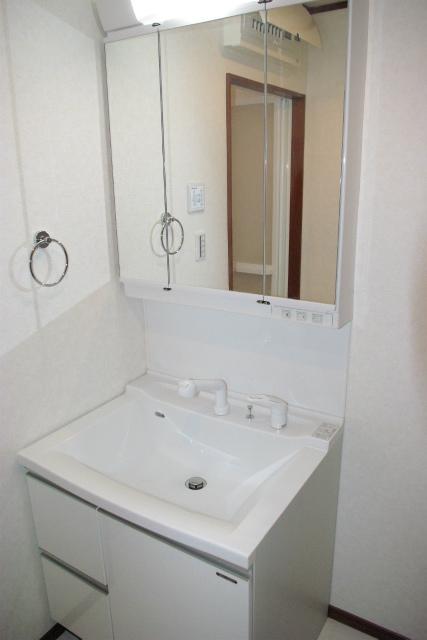 Same specifications photos (Other introspection)