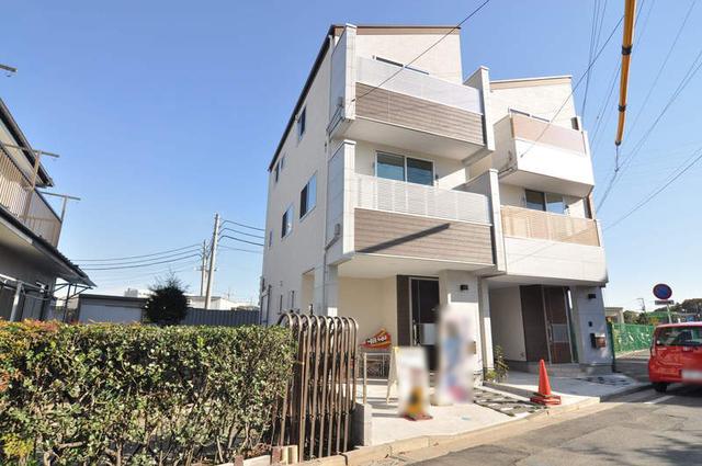 Local photos, including front road