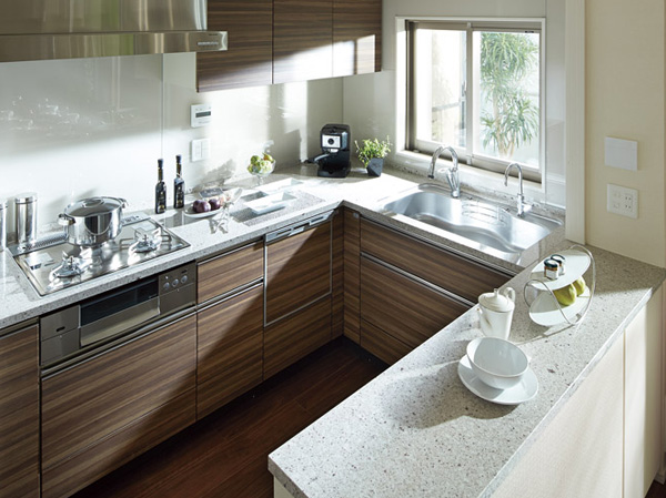 Kitchen.  [kitchen] The kitchen is use of the counter-top of care is also a simple artificial marble. To produce a high quality of. ( ☆ )