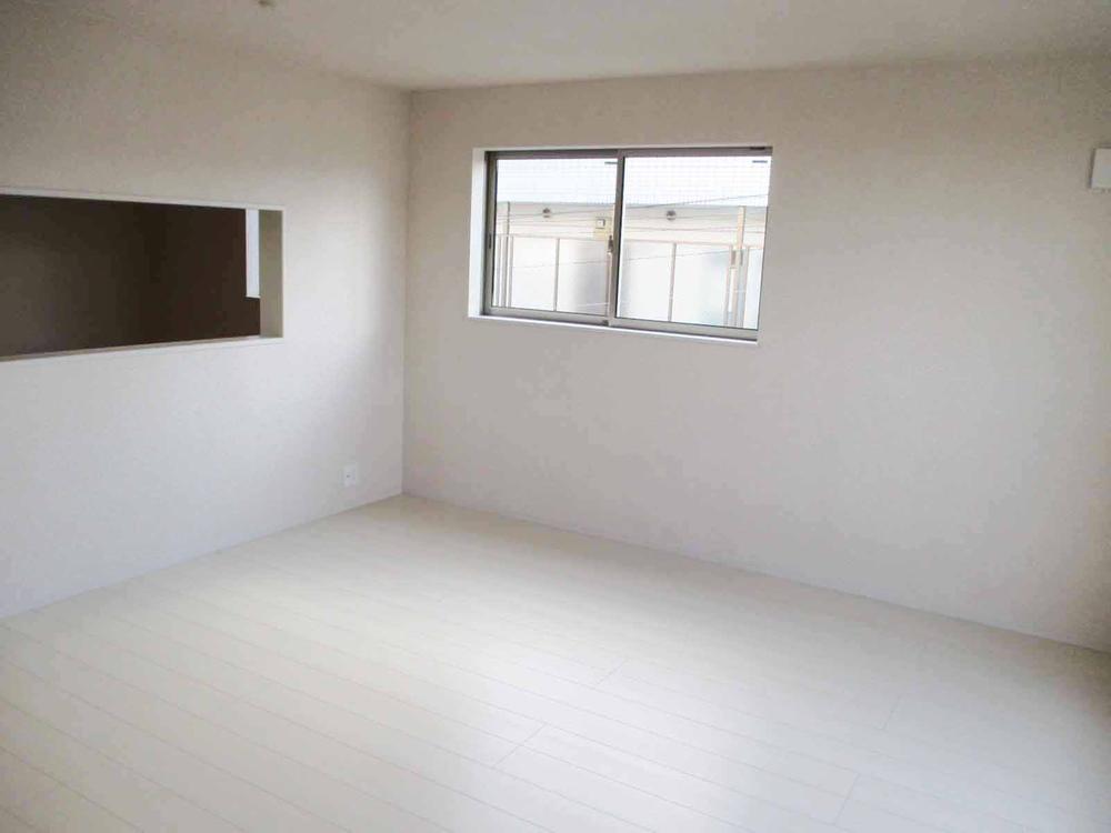 Living. Indoor (12 May 2013) Shooting