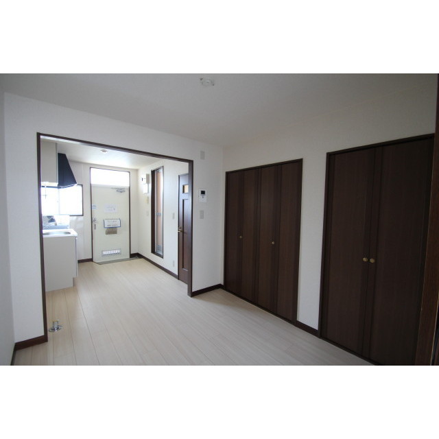 Living and room