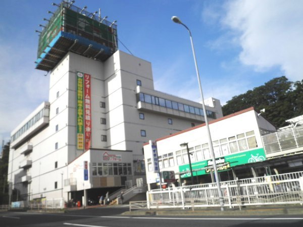 Home center. Shimachu Co., Ltd. until the (home improvement) 2200m