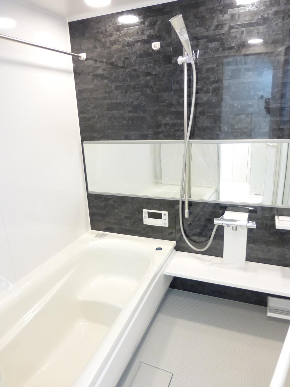 Bathroom. D Building Indoor (November 25, 2013) Shooting