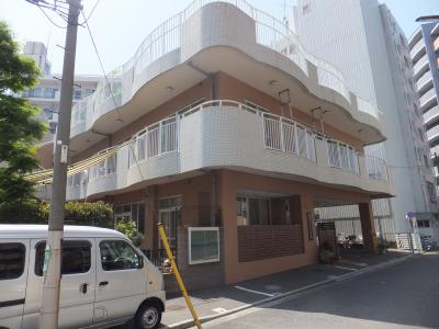 kindergarten ・ Nursery. Tsurumi Akebono nursery school (kindergarten ・ 20m to the nursery)