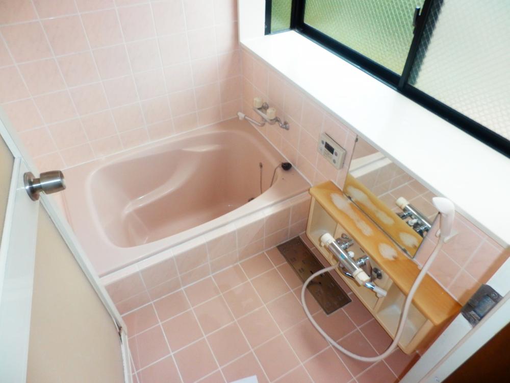 Bathroom. Bathroom (12 May 2013) Shooting