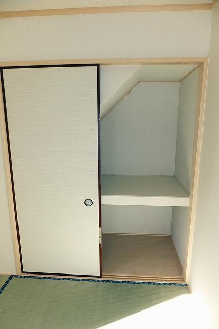 Receipt. A Building site (December 15, 2013) Shooting