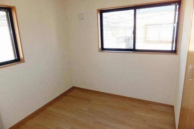 Non-living room. A Building site (December 15, 2013) Shooting