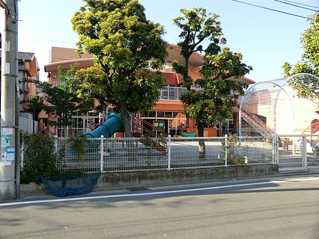 kindergarten ・ Nursery. Eastward advance until the nursery 350m
