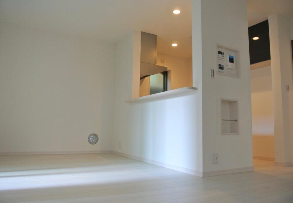 Living. Living of 15 Pledge of B Building