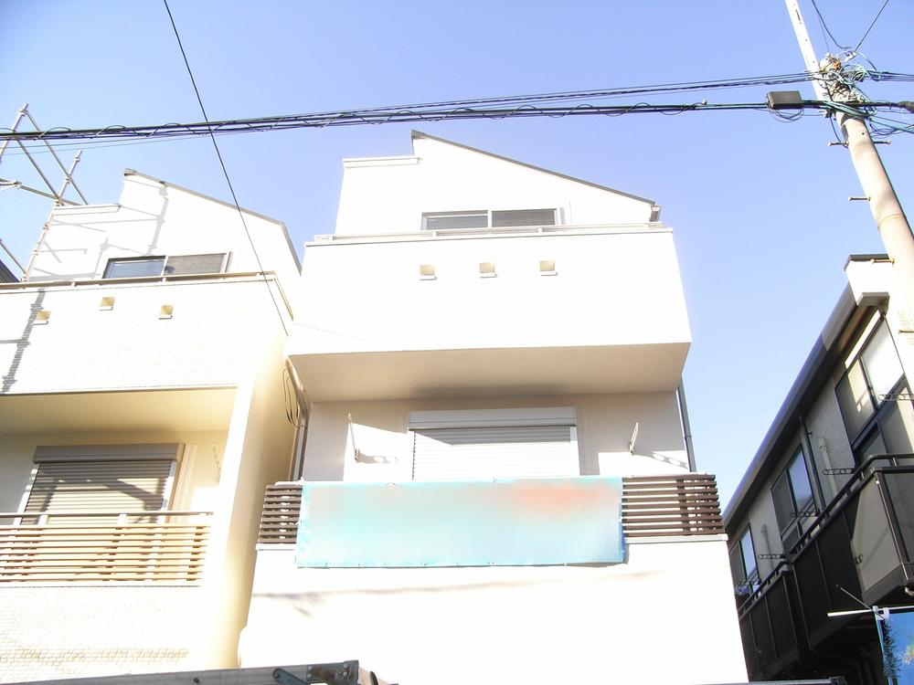 Local appearance photo. 3-story 4LDK!