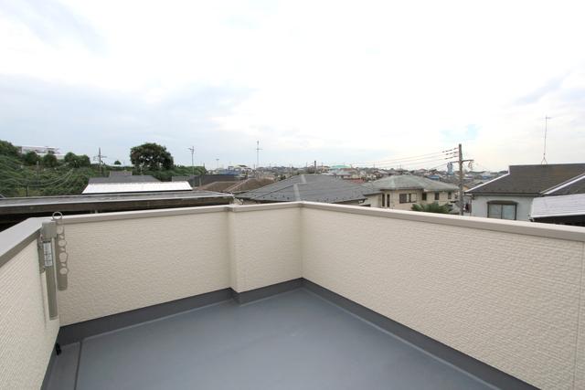 View photos from the dwelling unit