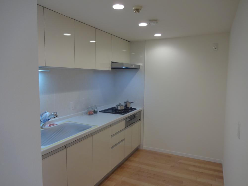 Kitchen. Large kitchen space