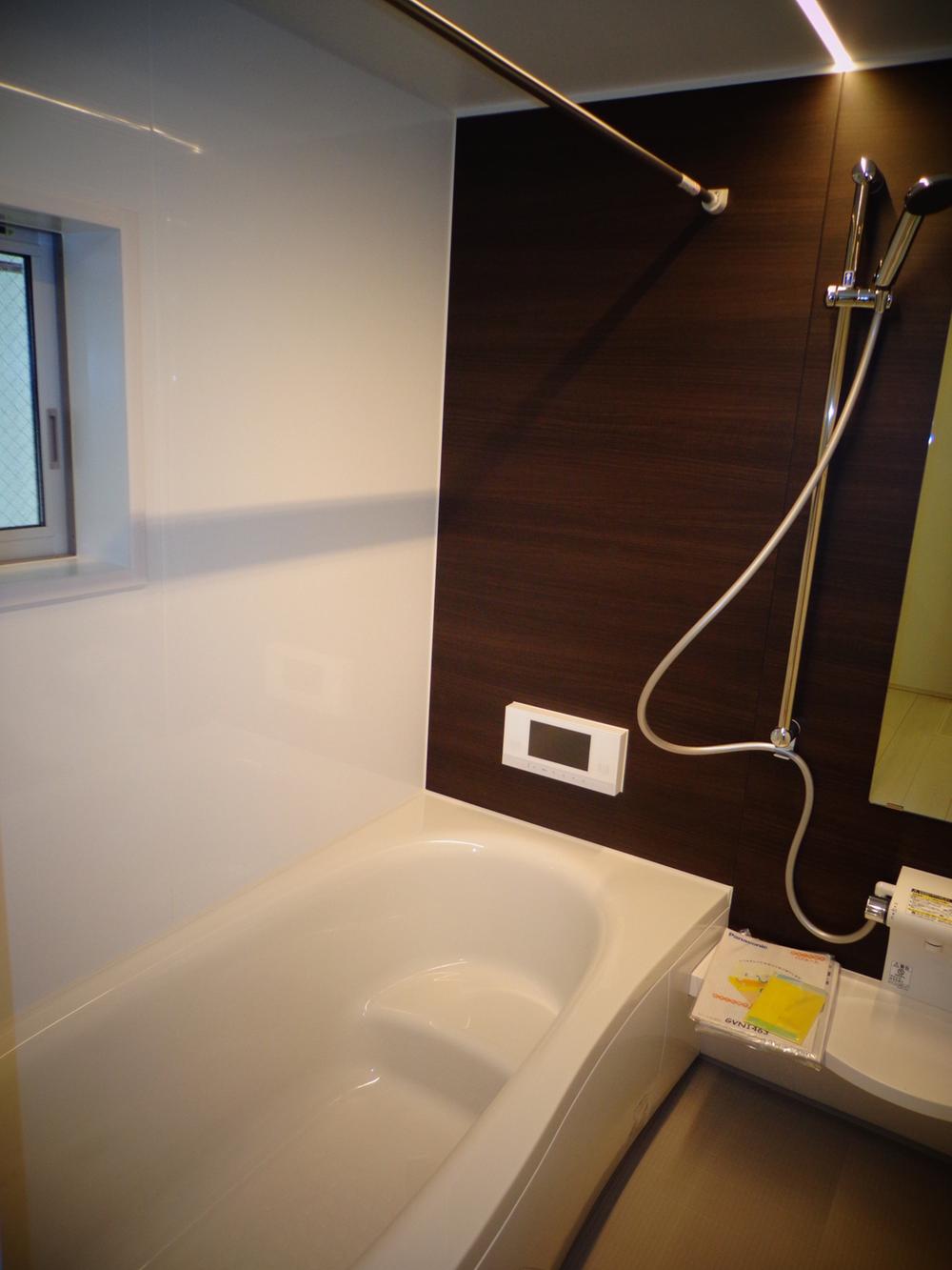 Bathroom. Bathroom (2013 November shooting)