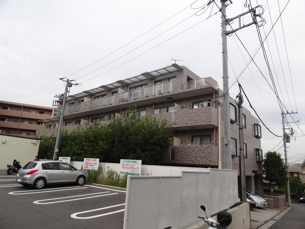 Local appearance photo