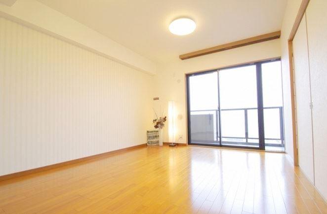 Living. Renovated is.