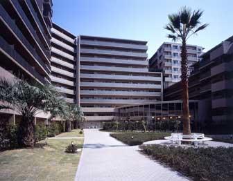 Local appearance photo. There is also a handy big community front desk there is a convenience store nursery, etc. to the indoor pool and on-site.