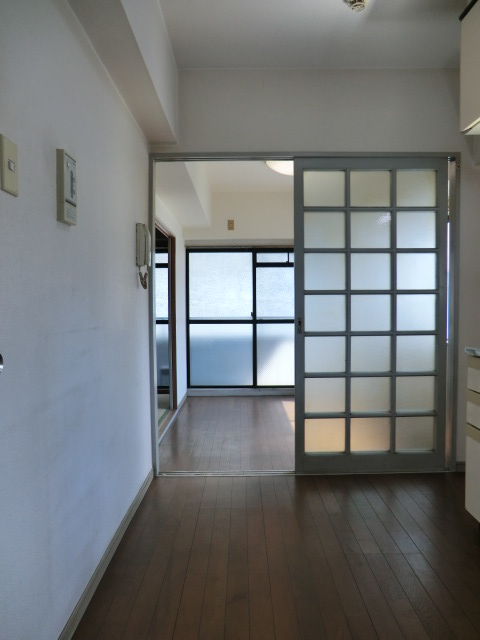 Living and room