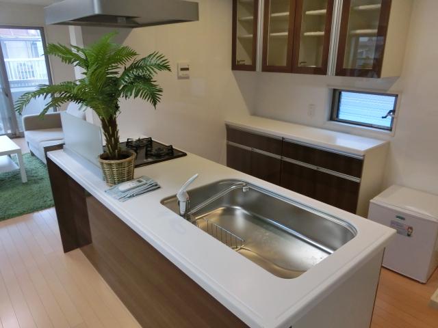 exhibition hall / Showroom. Easy exhibition furniture of life image