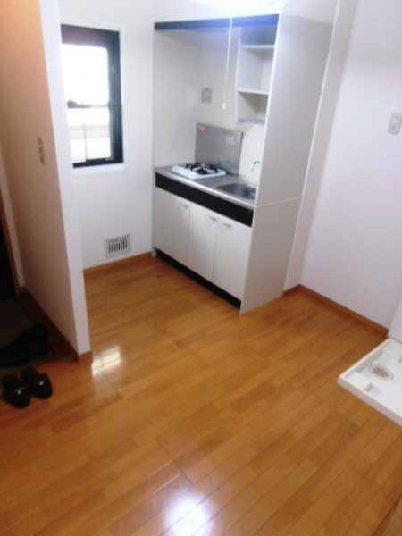 Living and room.  ☆ Kitchen space ☆ 