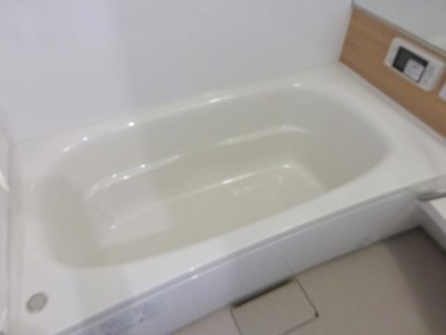 Bathroom. C Building Indoor (December 5, 2013) Shooting