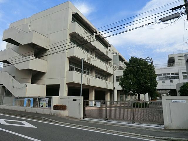 Primary school. 245m to Yokohama Municipal Market Elementary School