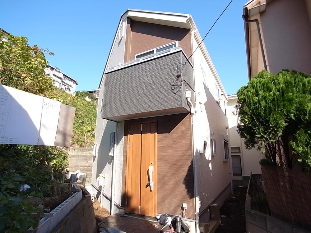 Local appearance photo. Was building completed. Local (12 May 2013) Shooting