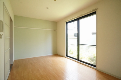 Living and room.  ☆ Spacious 7.0 Pledge ☆ It is a bright room with two-sided lighting ※ Photo No. 103 rooms