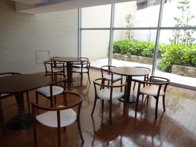 Other common areas. First floor lounge Healing.