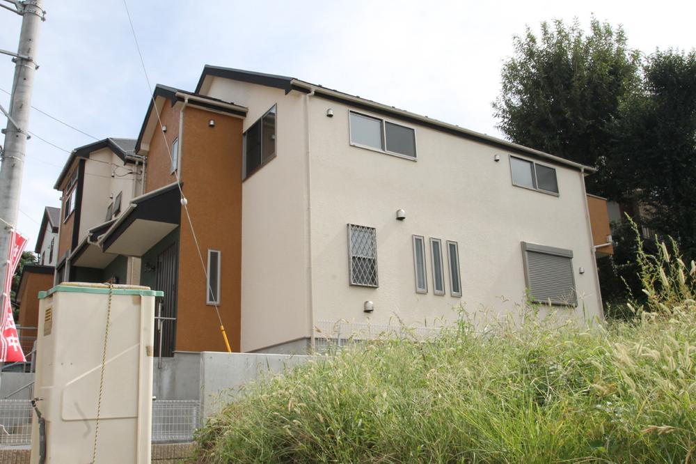 Local appearance photo