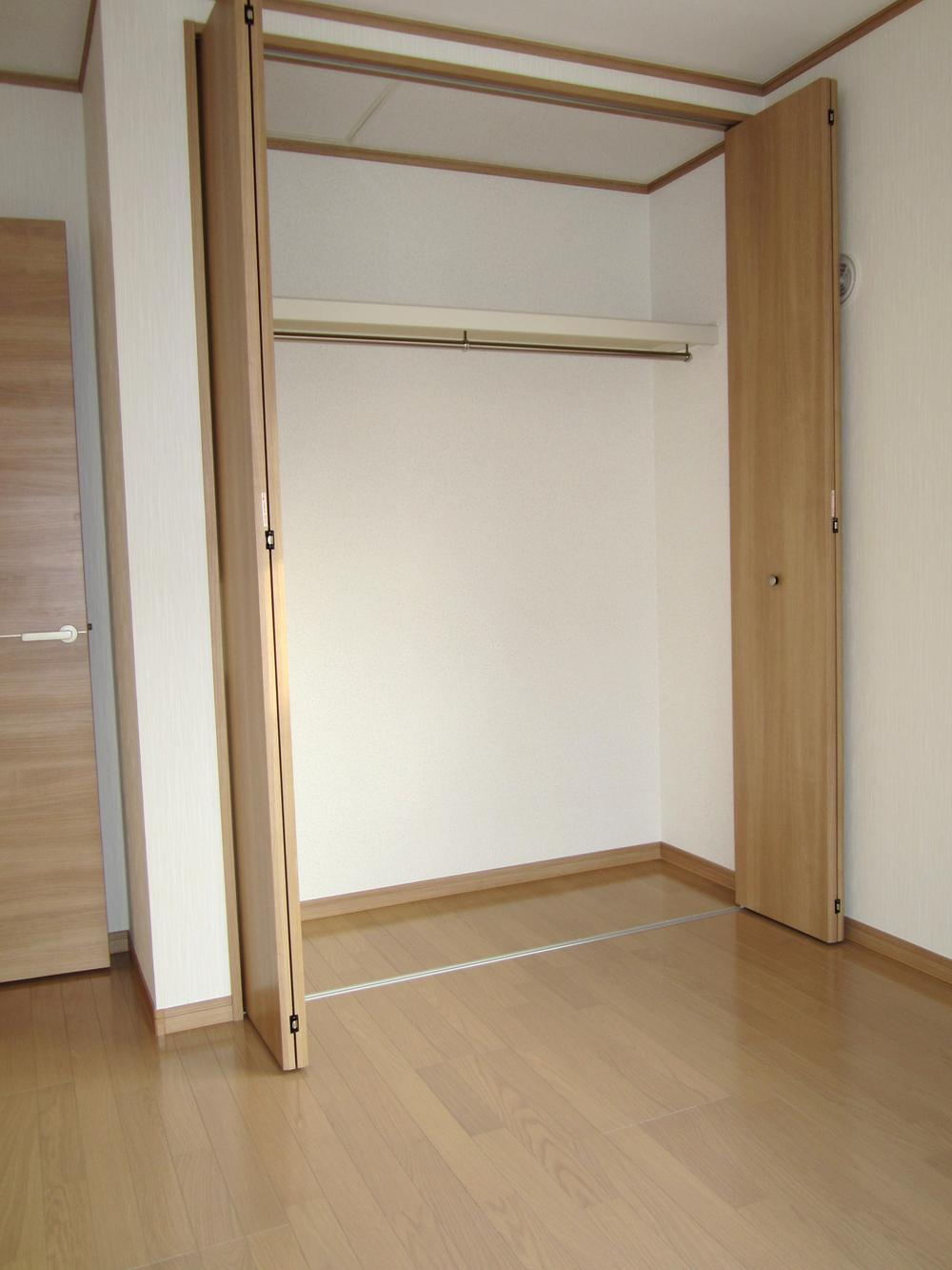 Same specifications photos (Other introspection). Storage - the same construction company construction cases