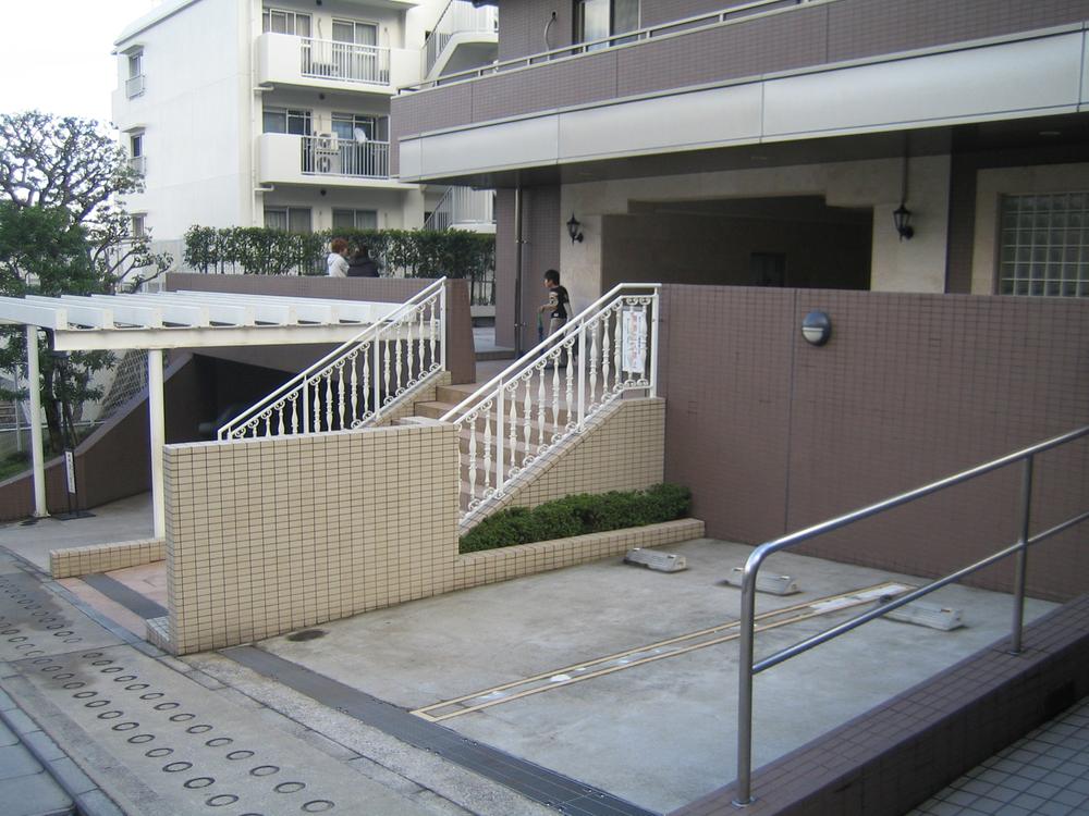 Entrance. Building entrance