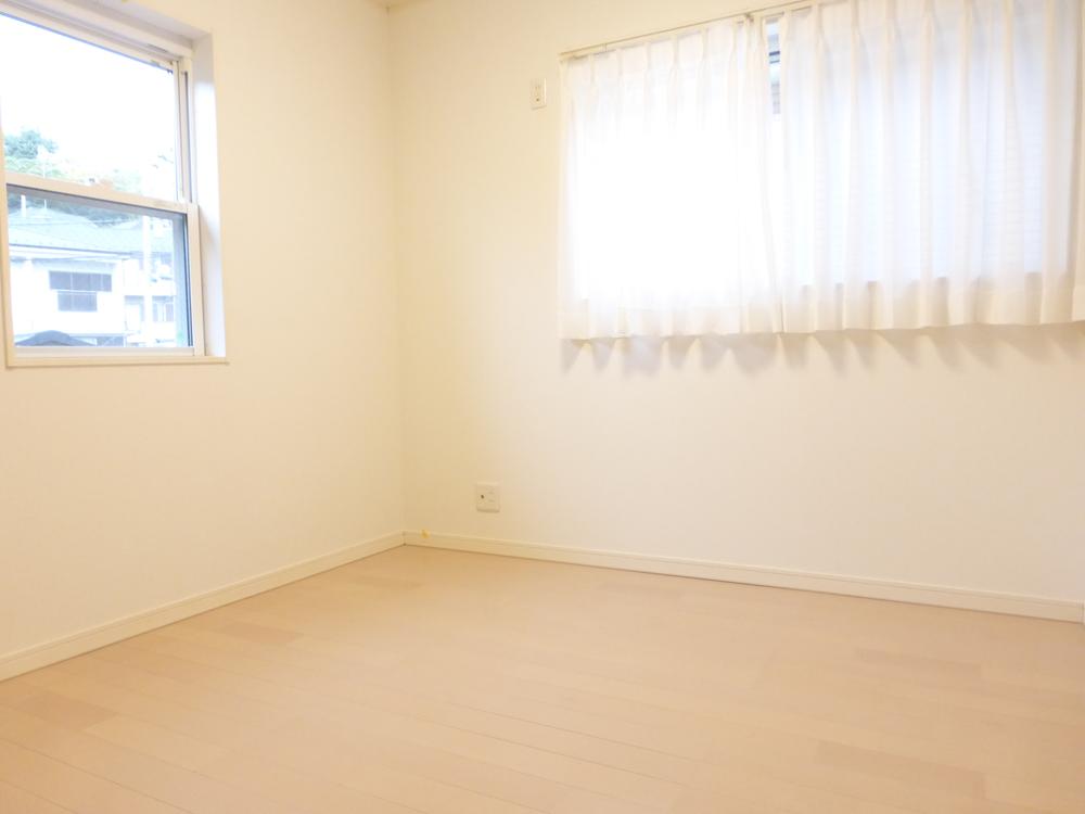 Non-living room. Indoor (November 25, 2013) Shooting