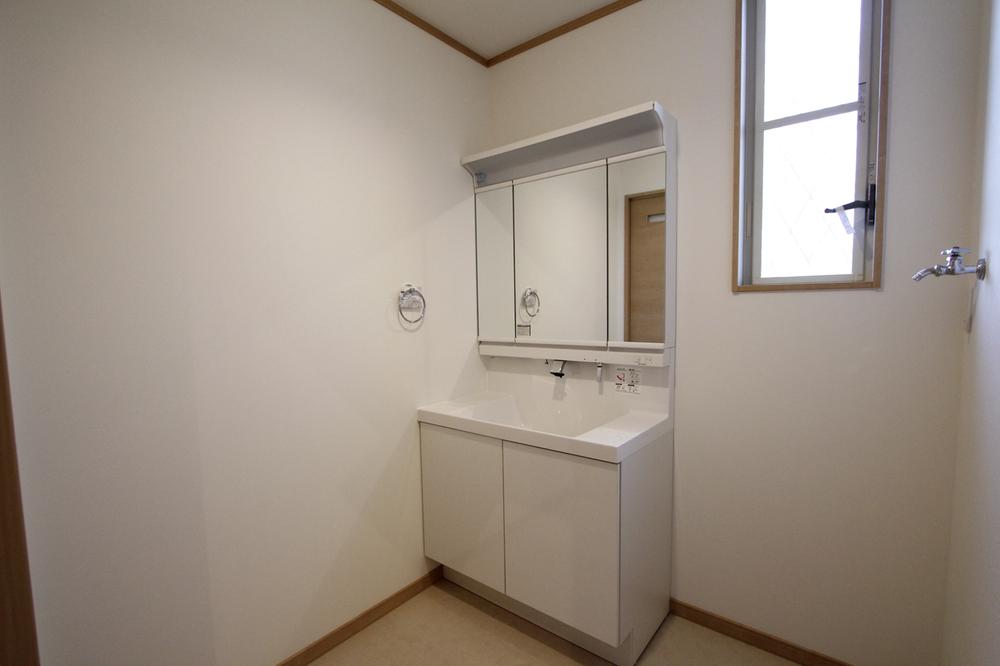 Other introspection. Construction cases basin