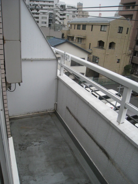 Balcony. Century Tsurumi 403 Room No. balcony