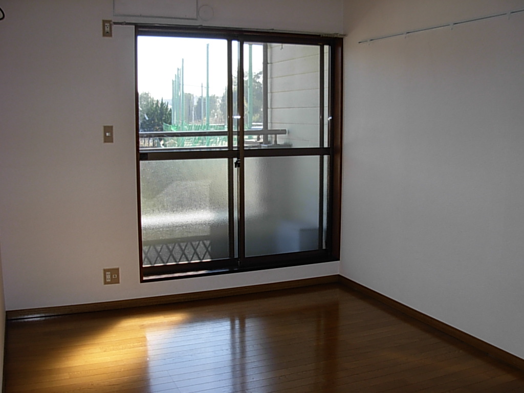 Living and room. Western-style room 6 tatami