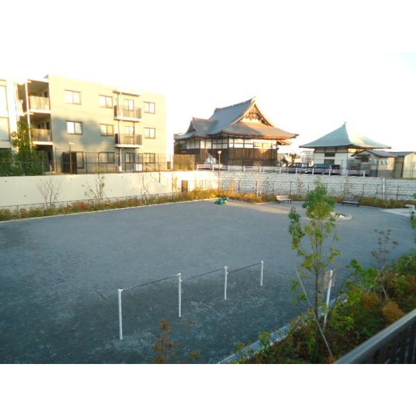 park. 952m offer park until Tsukide pine park