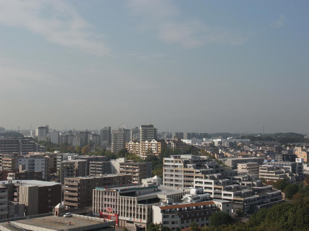 View photos from the dwelling unit. View from the site (October 2013) Shooting