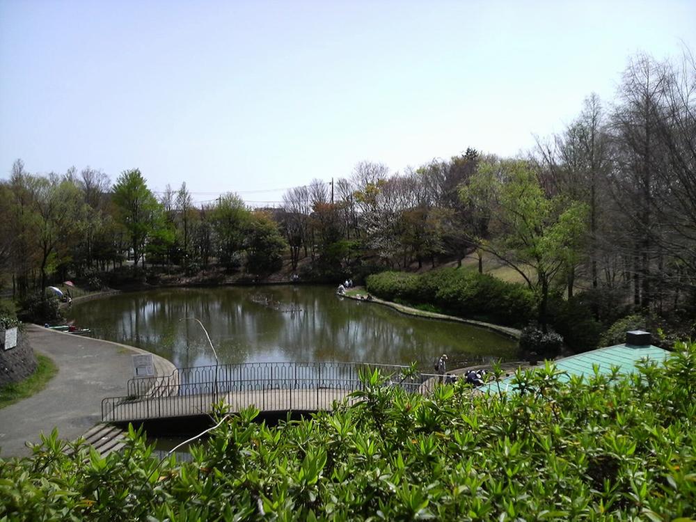park. 989m until Yamazaki park