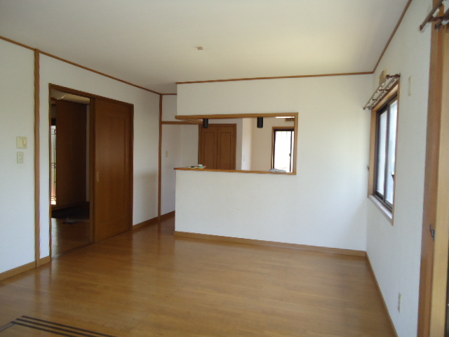 Living and room