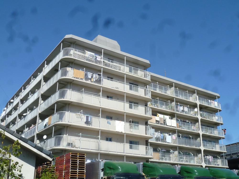 Local appearance photo. 2013 October 13, shooting