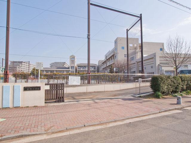 Primary school. 750m to Yokohama Municipal Tsuzuki Elementary School