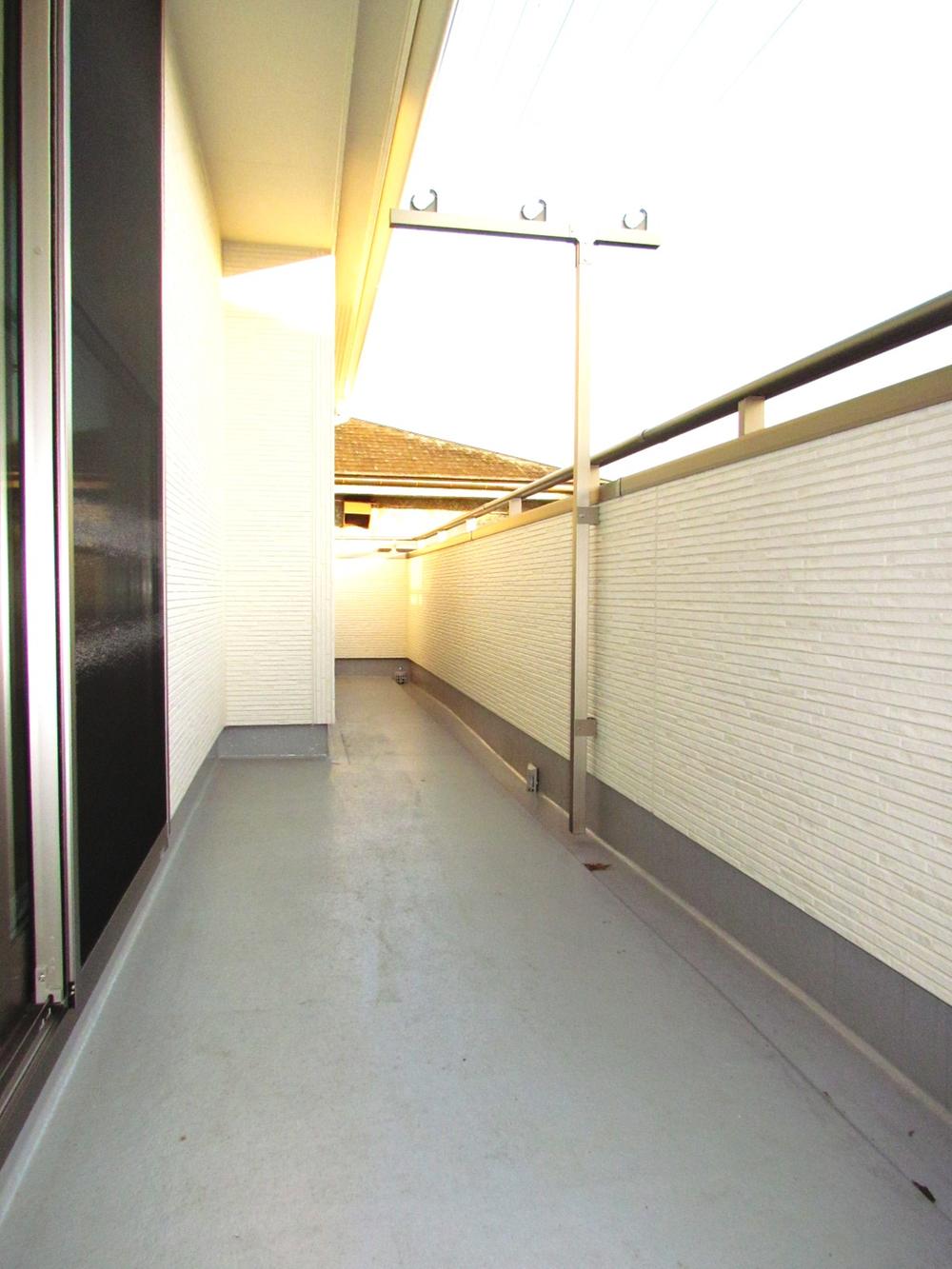 Balcony. 1 Building a balcony