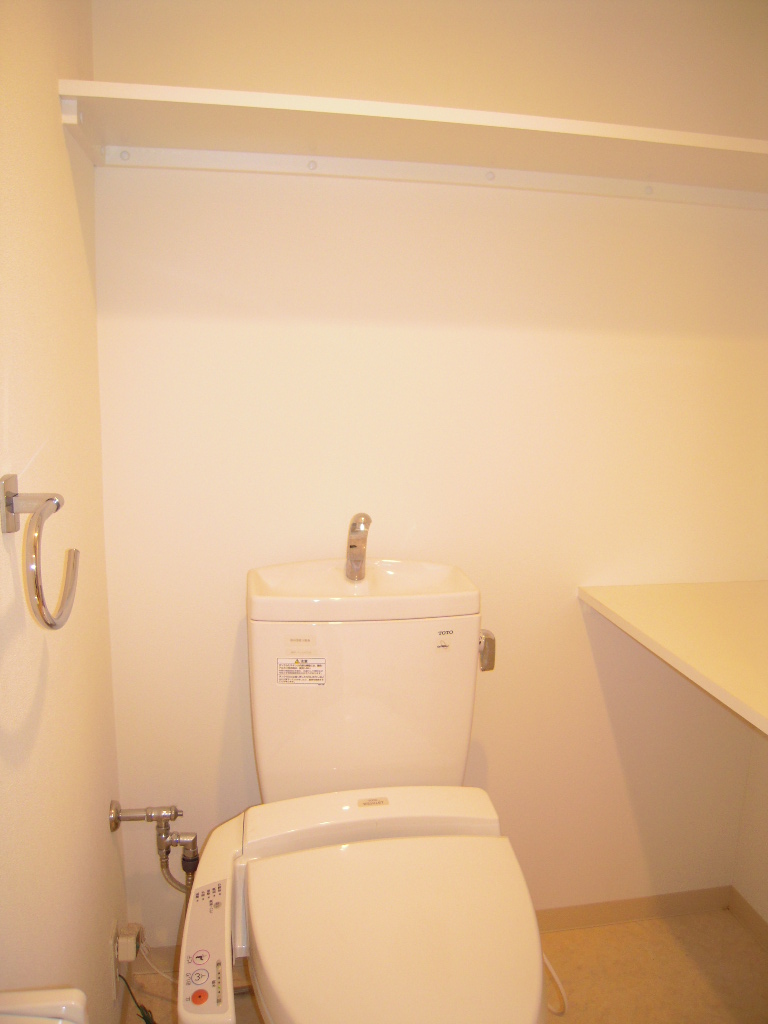 Toilet. Washlet toilet ・ With cabinet
