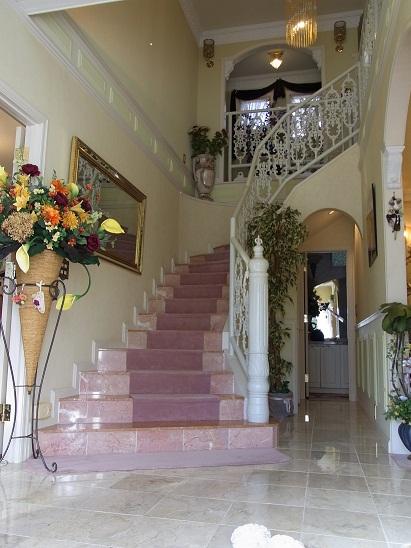 Entrance. Entrance hall