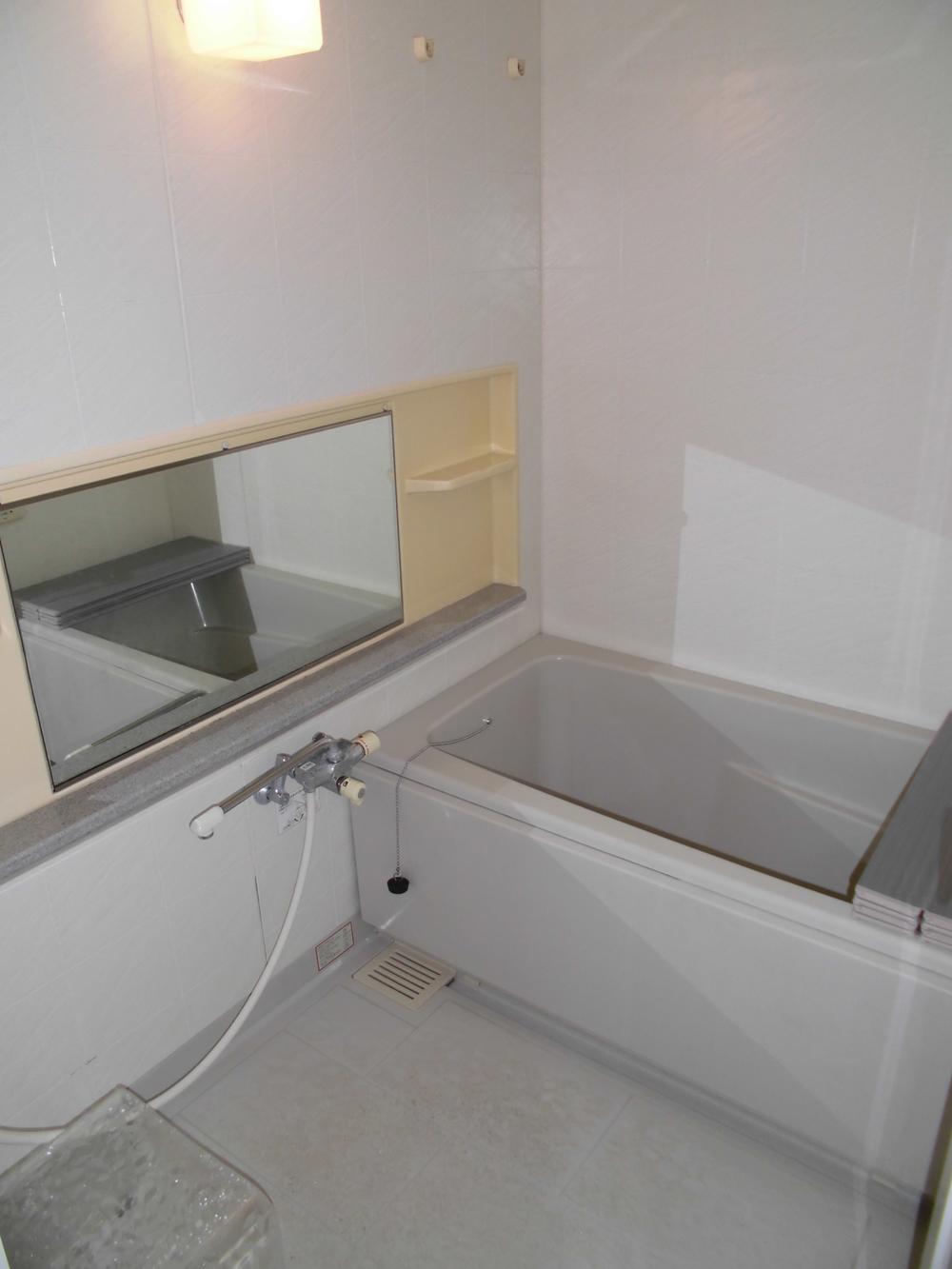 Bathroom. Indoor (September 2013) Shooting